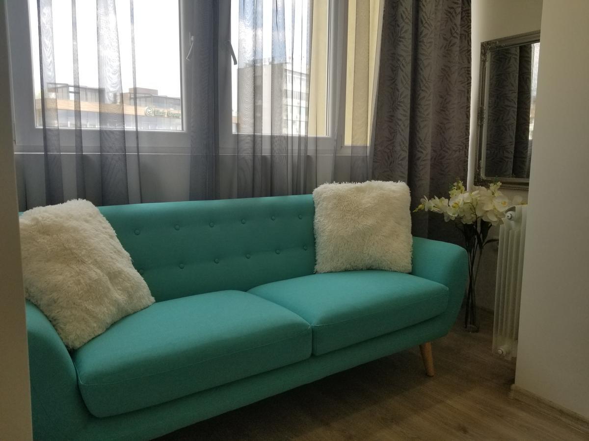 Studio Angel Stan Na Dan Novi Sad Exterior photo